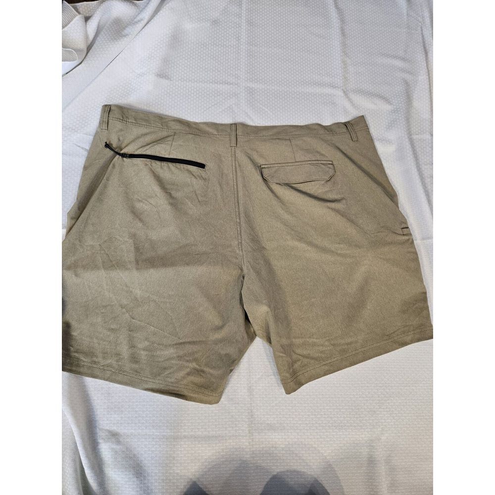 Classic Men's Black Flat Front Shorts - Picture 4 of 10